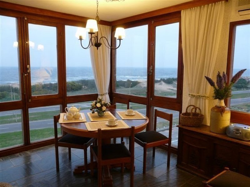 Lindo departamento en alquiler en Brava 